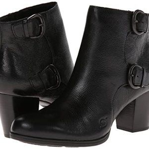 Born Ondine D40503 Black Ankle Boot - Almost New Size 9M